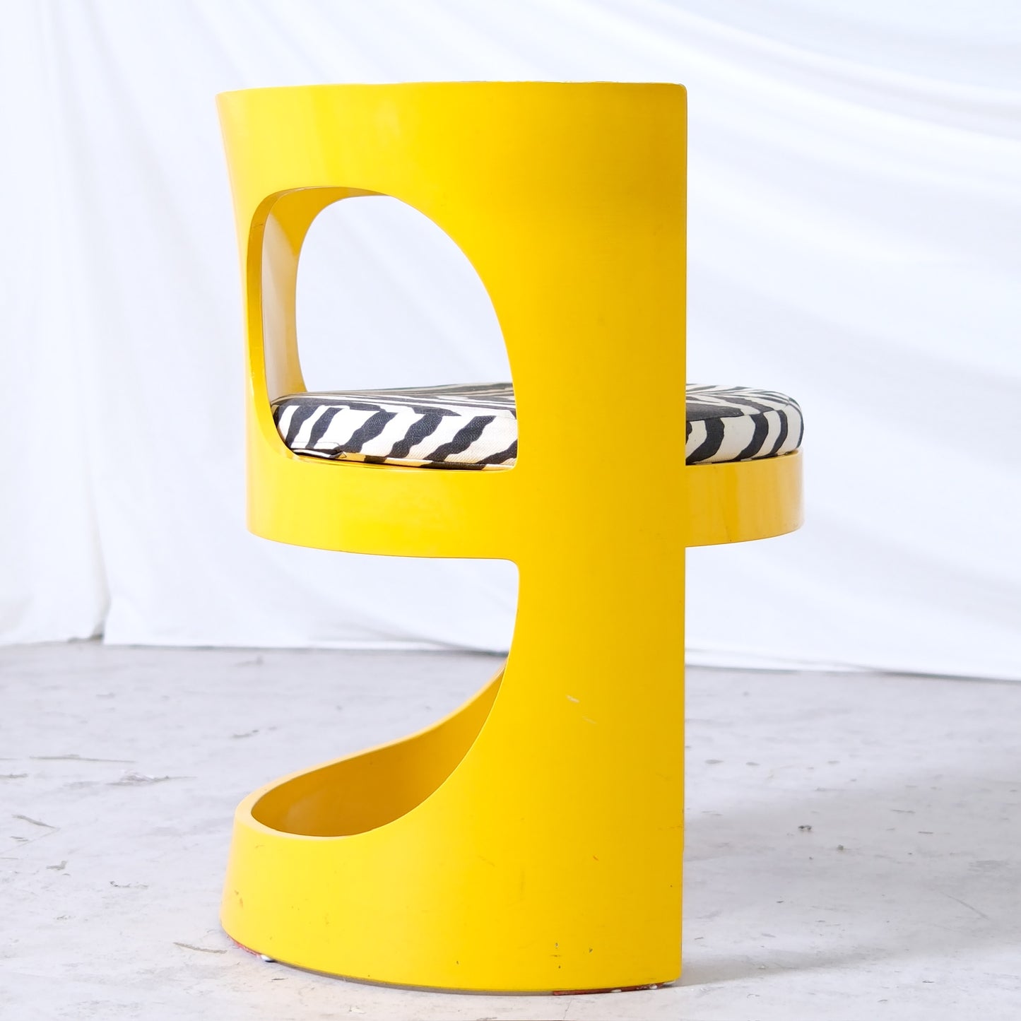 Arne Jacobsen Prepop Dining Set – Yellow, Asko 1970s