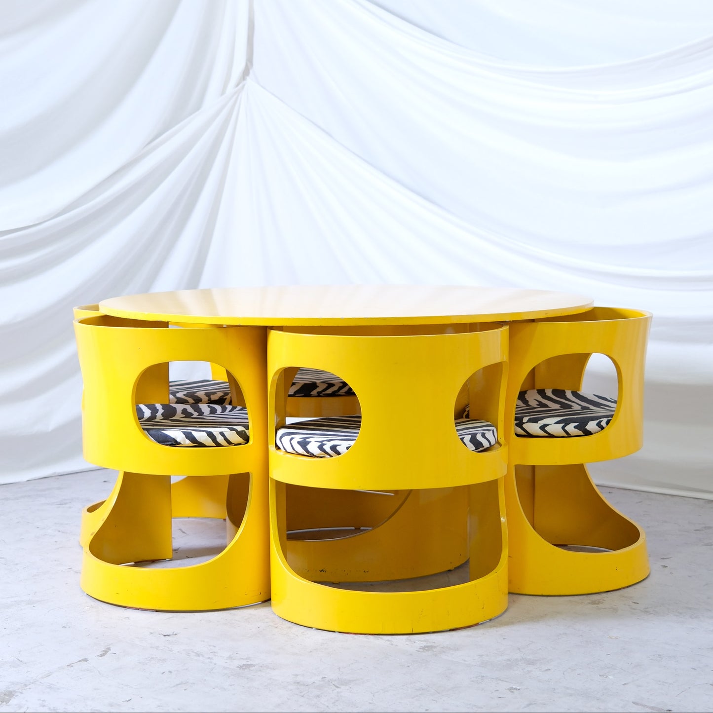 Arne Jacobsen Prepop Dining Set – Yellow, Asko 1970s