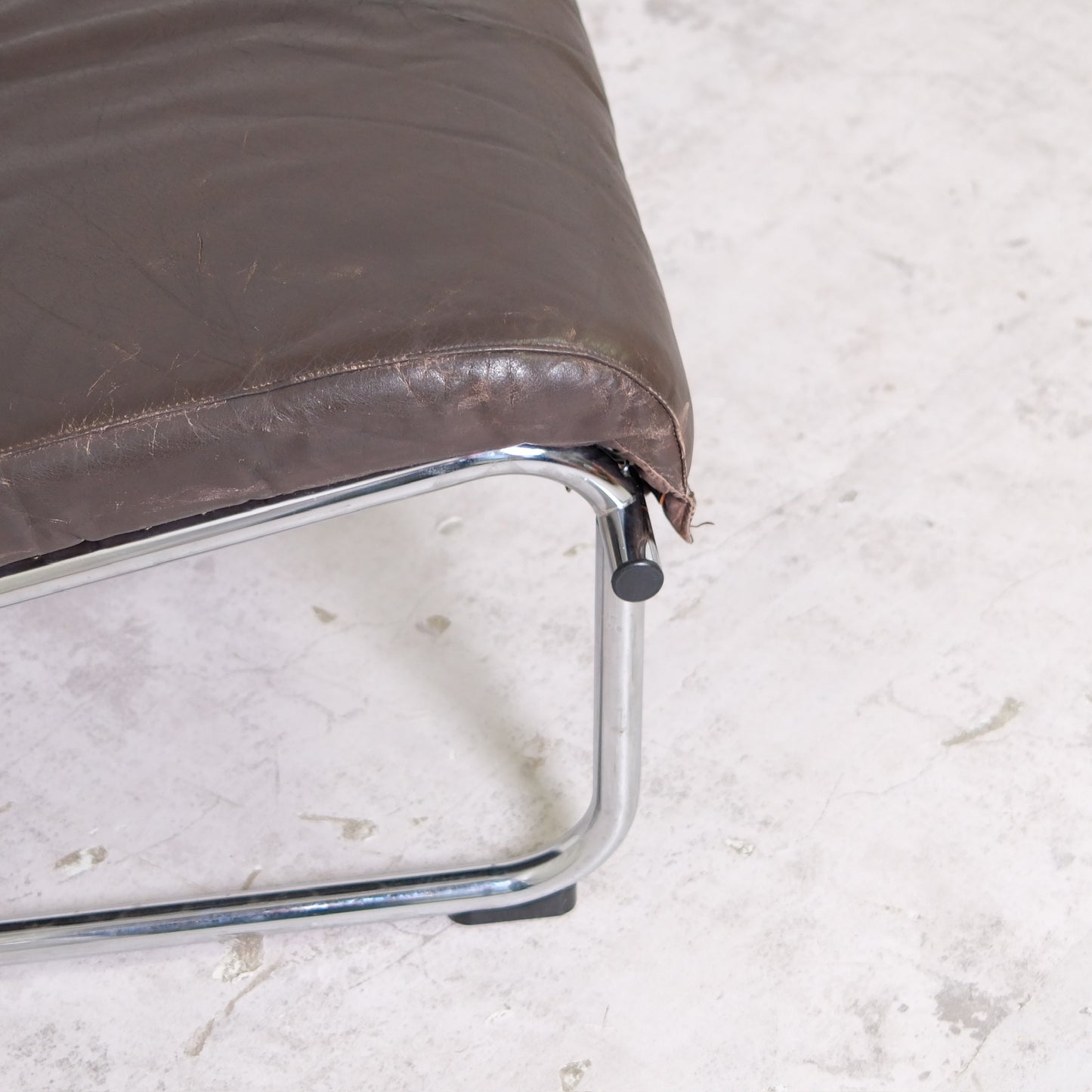 Yrjö Kukkapuro Remmi Lounge Chair - Brown Leather