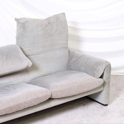 Maralunga Sofa by Vico Magistretti for Cassina