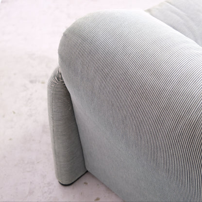 Maralunga Sofa by Vico Magistretti for Cassina