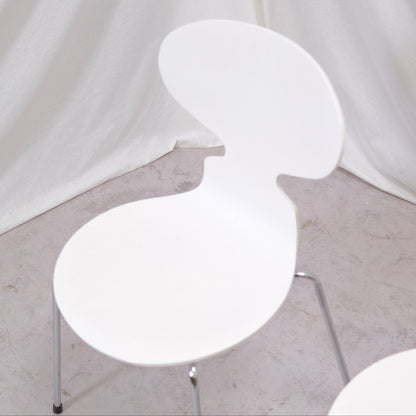 Vintage Arne Jacobsen Ant Chairs, Fritz Hansen