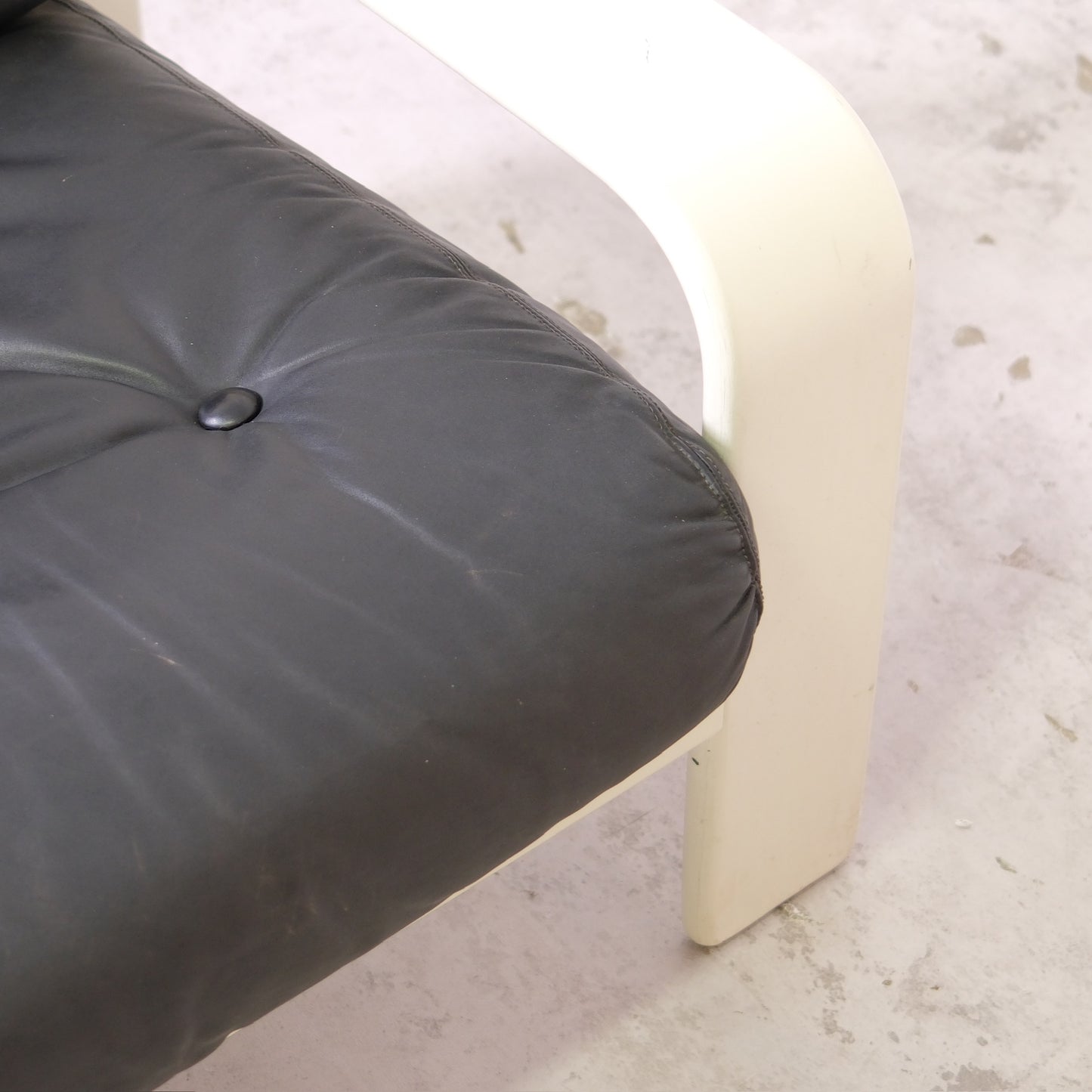 Rare Eero Aarnio Flamingo Armchair in Black Leather -Asko