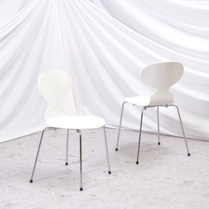 Vintage Arne Jacobsen Ant Chairs, Fritz Hansen