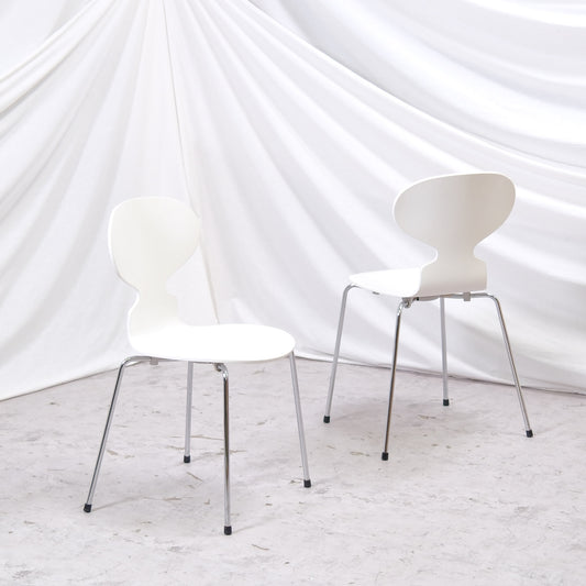 Vintage Arne Jacobsen Ant Chairs, Fritz Hansen