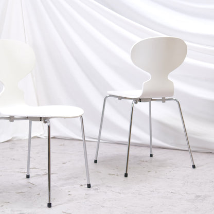 Vintage Arne Jacobsen Ant Chairs, Fritz Hansen