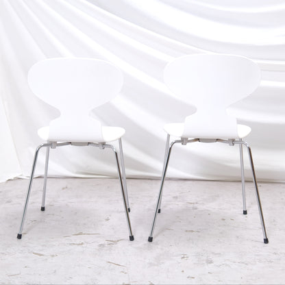 Vintage Arne Jacobsen Ant Chairs, Fritz Hansen