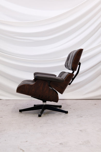 Vintage Charles & Ray Eames Lounge Chairs - Rosewood & Brown leather