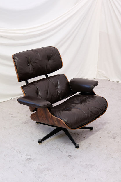 Vintage Charles & Ray Eames Lounge Chairs - Rosewood & Brown leather
