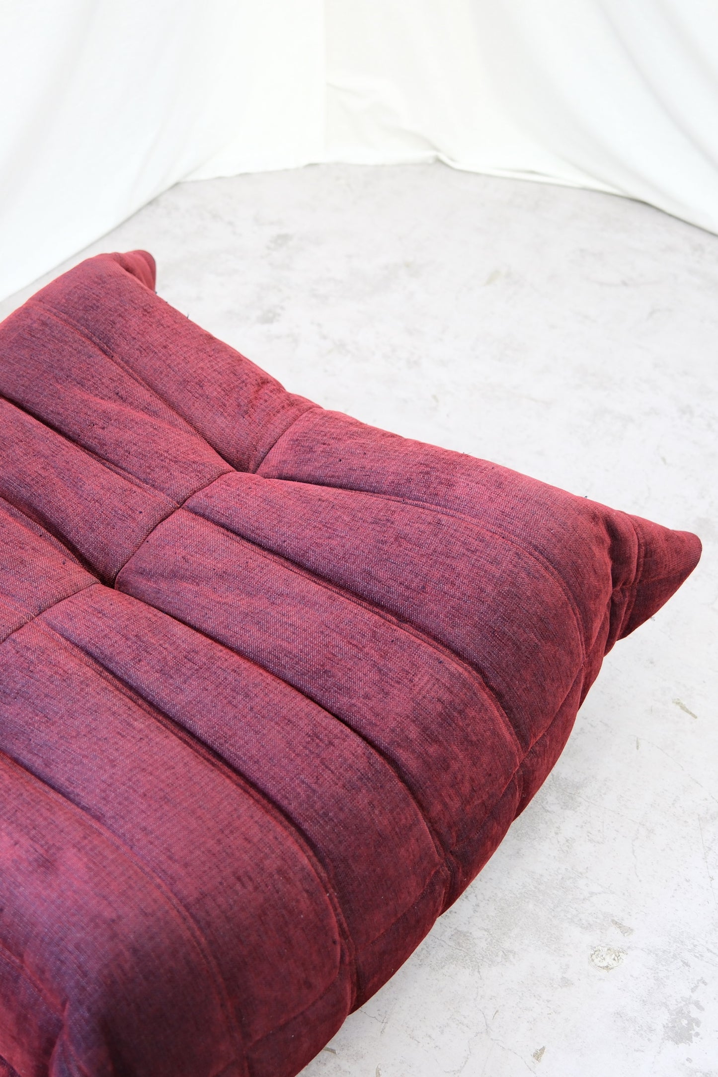 Ligne Roset Togo set - Burgundy