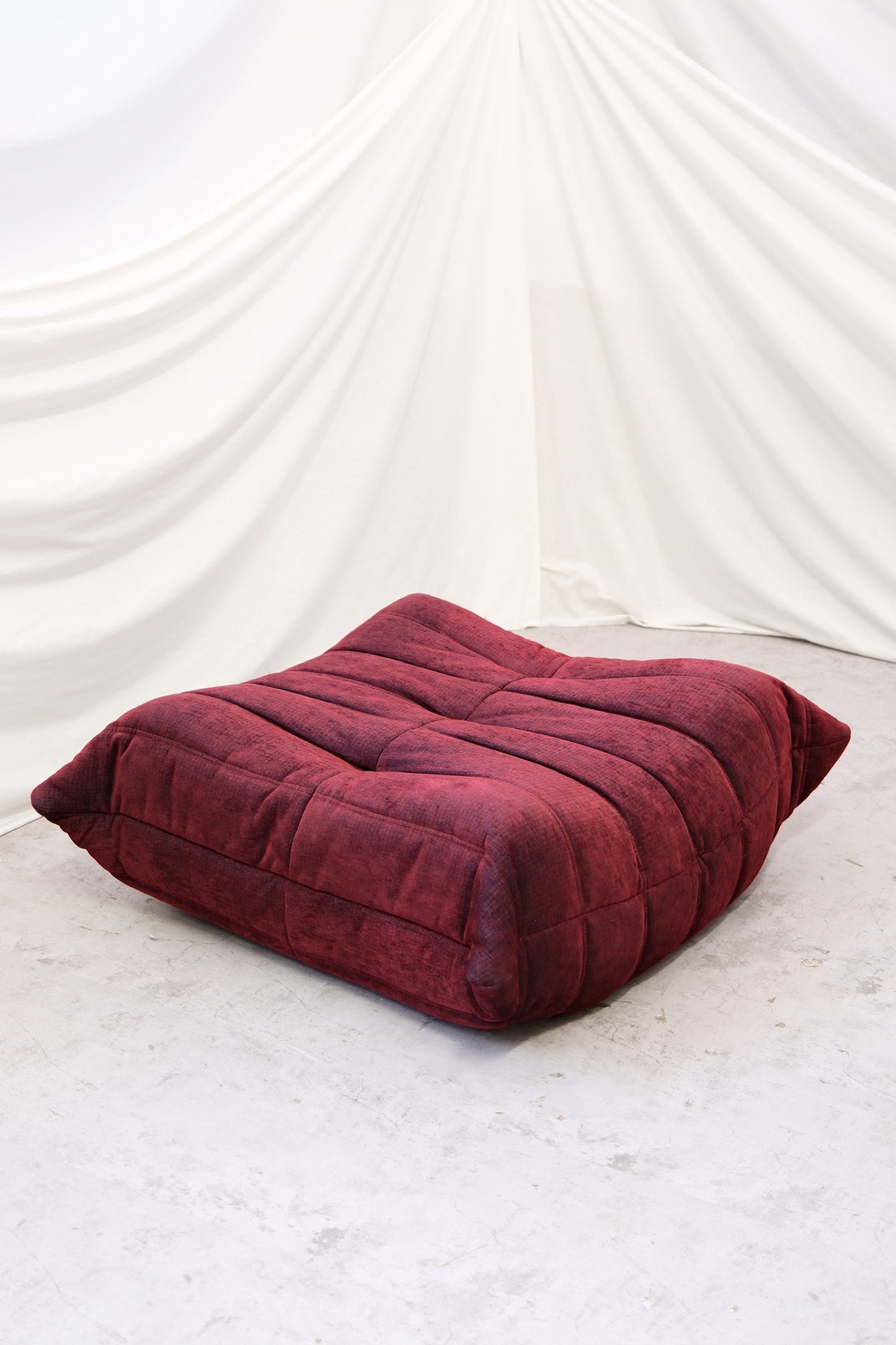 Ligne Roset Togo set - Burgundy