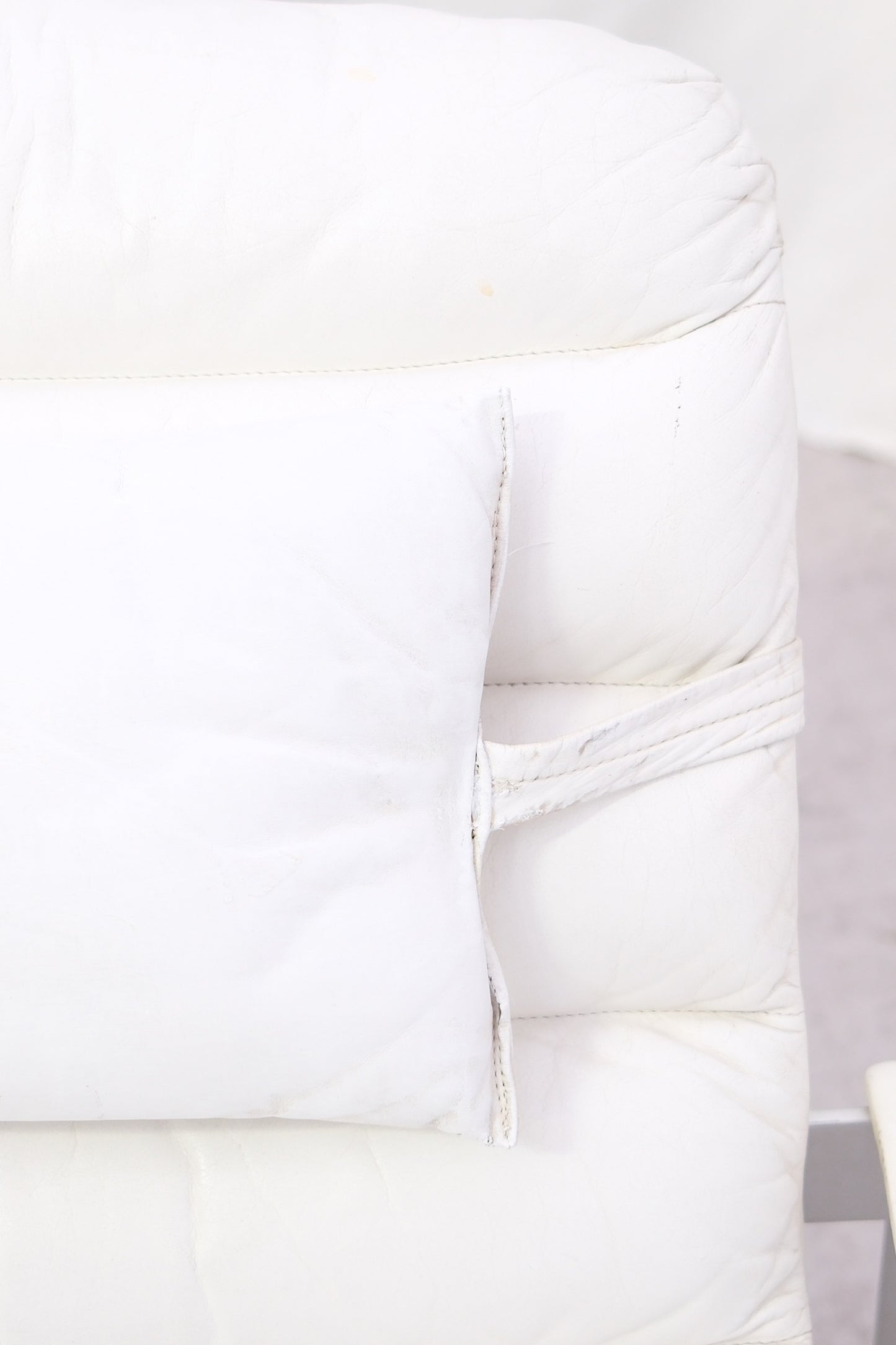 Ilmari Lappalainen Pulkka armchair with ottoman in White Leather - Asko 1970s