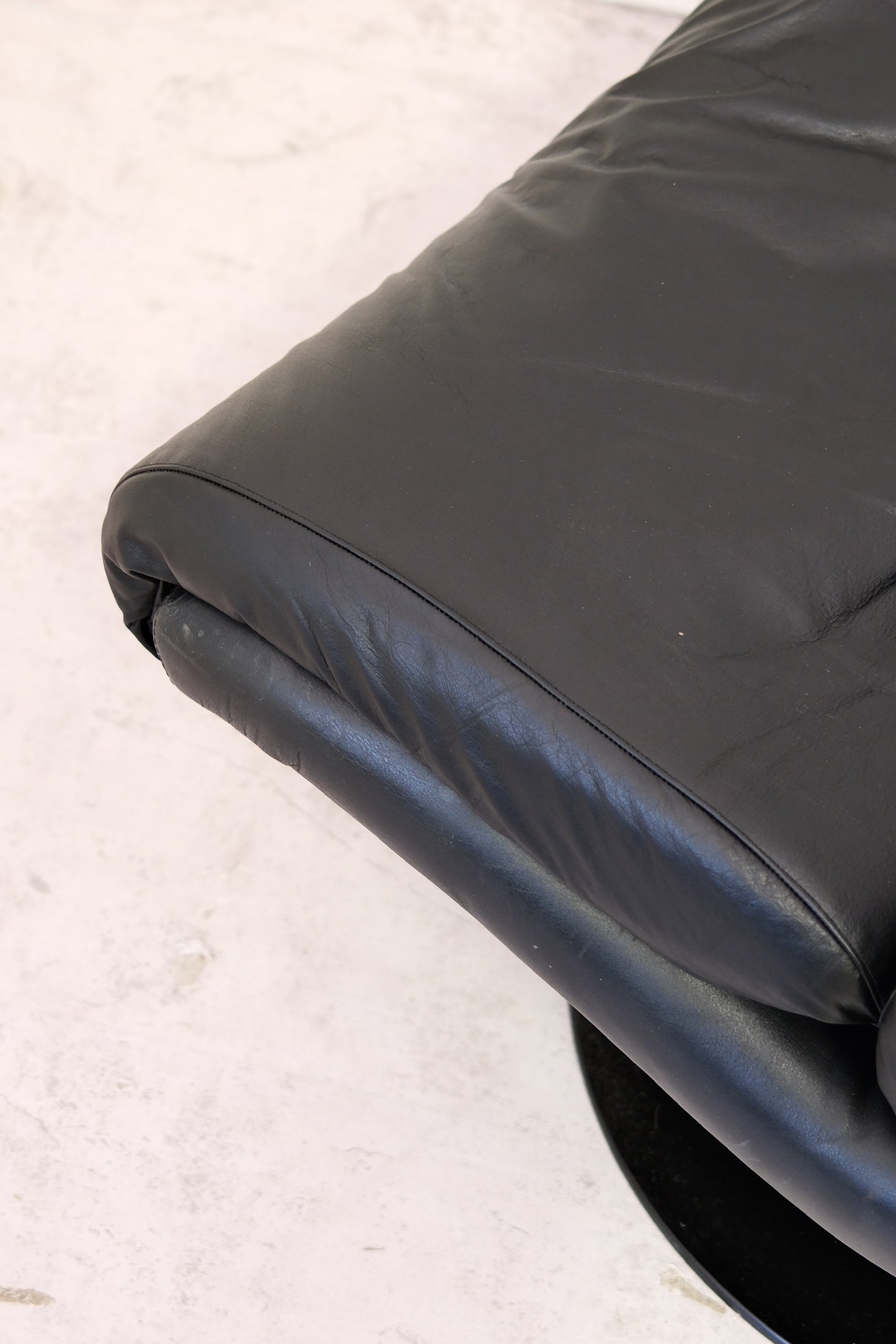 Vintage Yrjö Kukkapuro Saturnus armchairs - Avarte, Finland