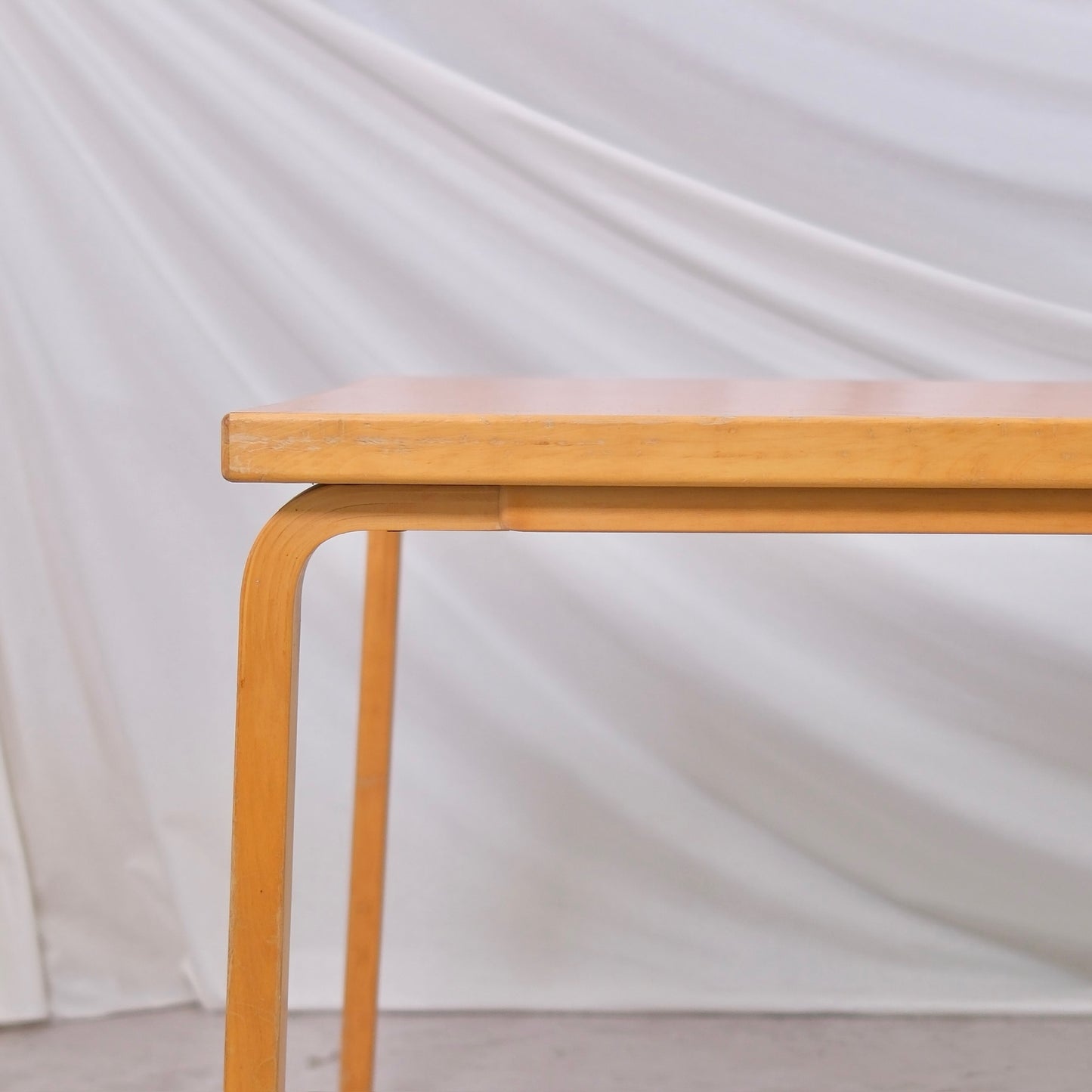 Alvar Aalto 81B Table for Artek – Orange Laminate Top