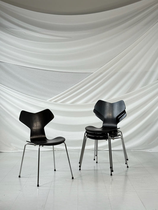 Fritz Hansen Grand Prix Chairs Black Wood