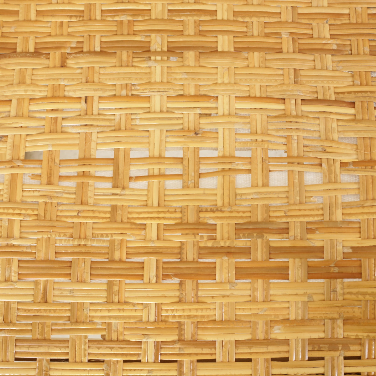 Alvar Aalto 406 lounge chair, worn and repaired rattan weave detail