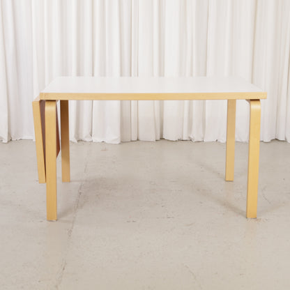 Alvar Aalto large drop-leaf table for Artek, white laminate top and birch frame