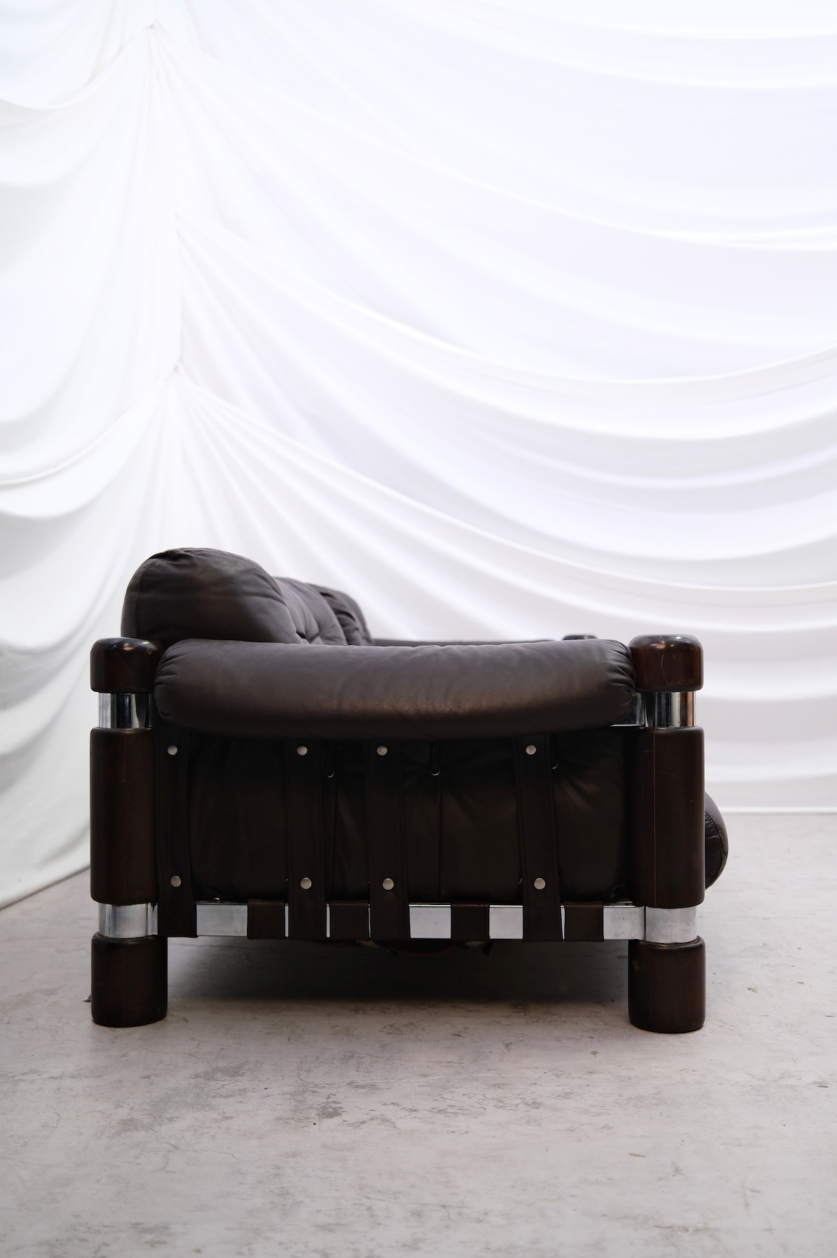 Maija Ruoslahti "El Rancho" Sofa Brown Leather with Wood and Chrome Details