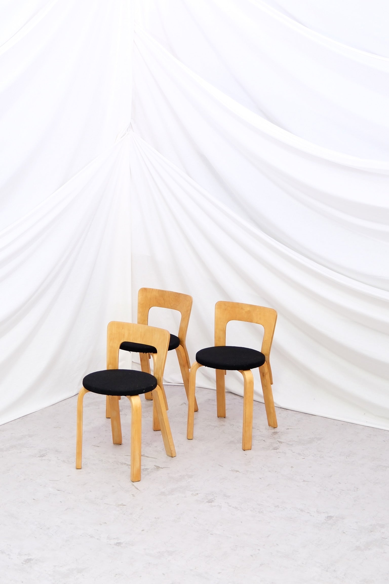 Alvar Aalto Artek 65 Chair (3pcs) – Pino Interiors