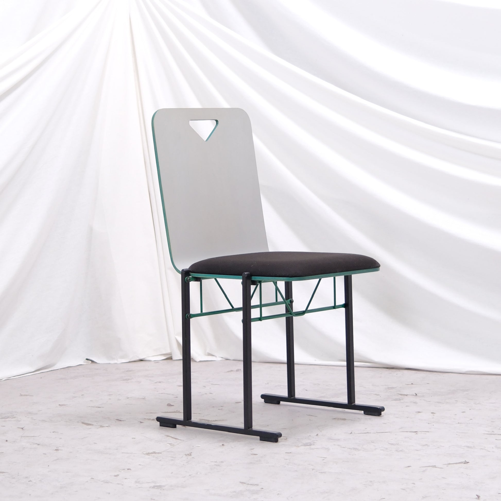 Yrjö Kukkapuro A-500 series chair for Avarte with black frame, green details and upholstered seat. 5 available, sold individually. Worldwide shipping available.