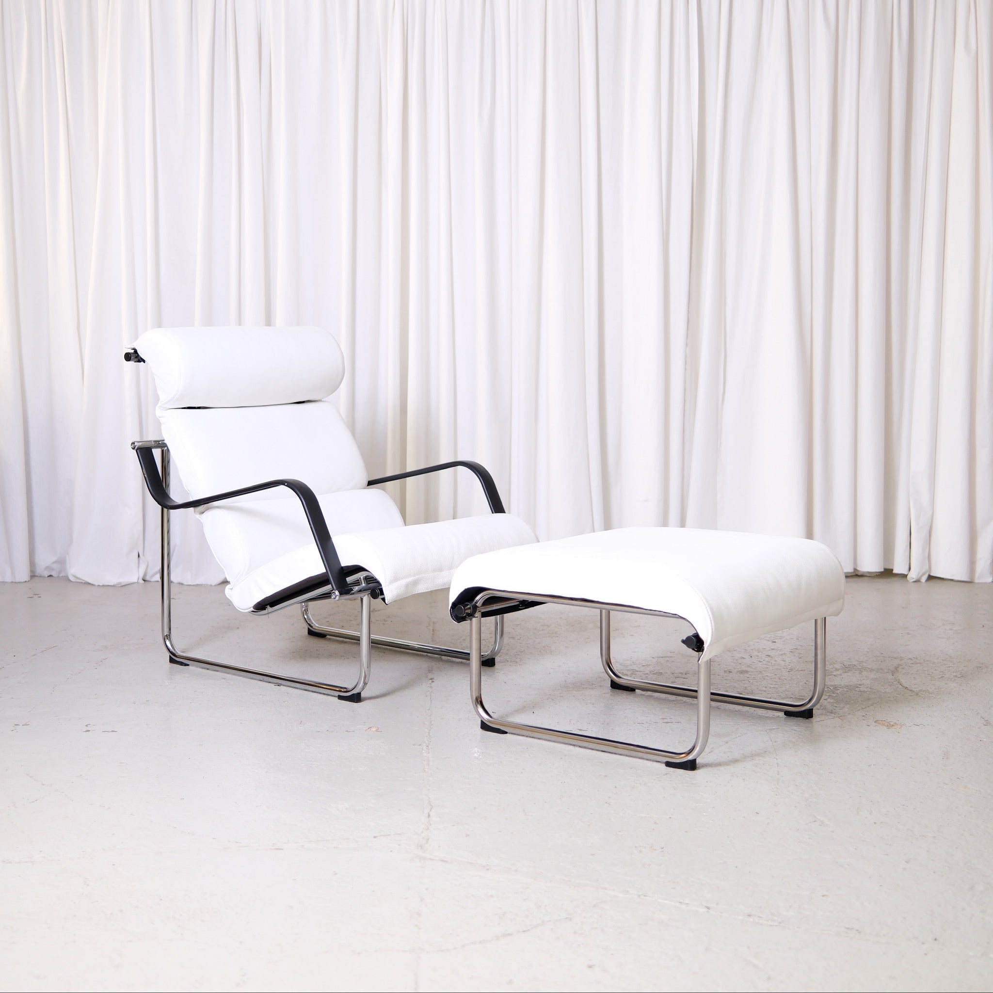 Yrjö Kukkapuro Remmi Lounge Chair and Ottoman in White Leather