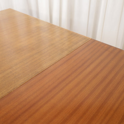 Alvar Aalto extendable teak table with figured birch legs — tabletop, extension leaf or frame detail