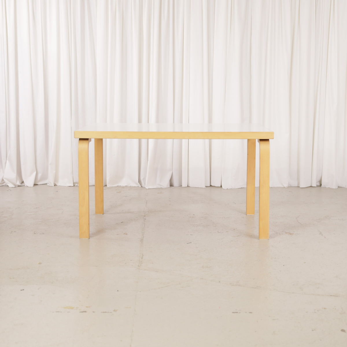 Alvar Aalto Table 82B in Birch and White Laminate for Artek, artek Table 82B, long side view