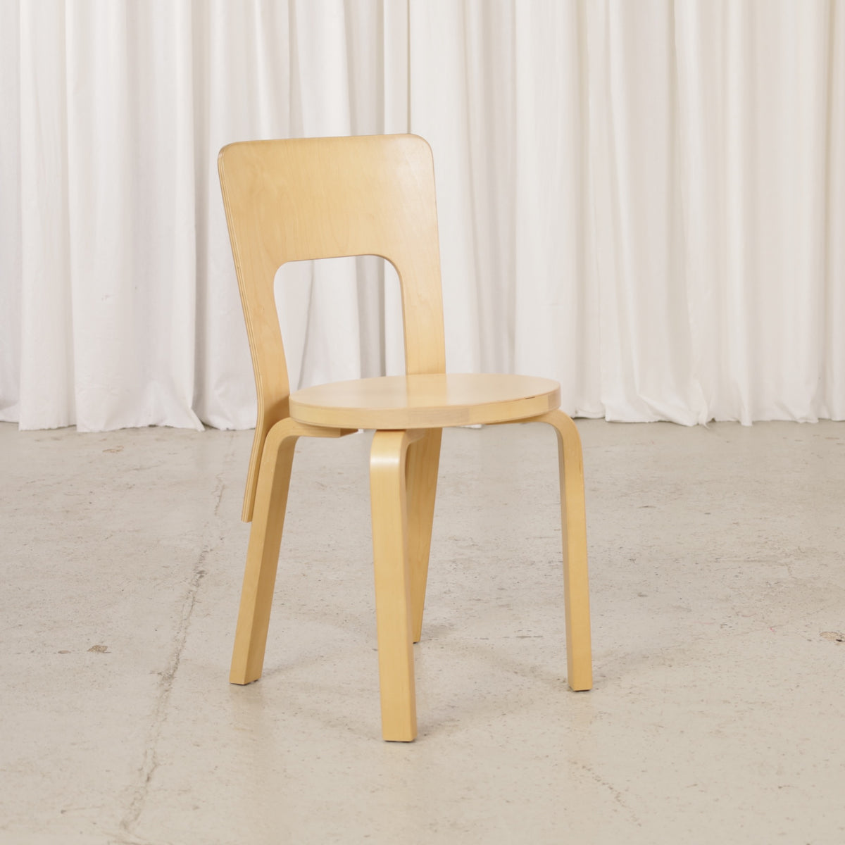 Alvar Aalto Chair 66 for Artek in birch, chair view