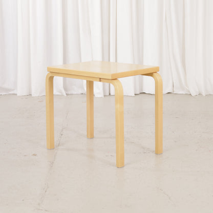 Alvar Aalto birch nesting tables for Artek — view of the table set
