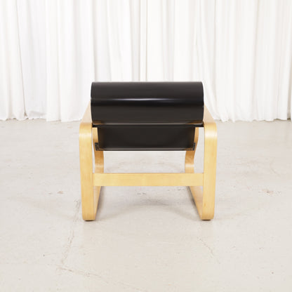 Alvar Aalto Paimio 41 lounge chair — rear view