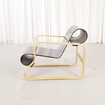Alvar Aalto Paimio 41 lounge chair — side profile