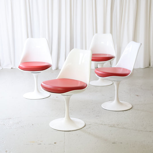 Eero Saarinen Tulip Chair by Rudi Italia, Red Leather, four licensed Eero Saarinen Tulip chairs by Rudi Bonzanini with red leather seats