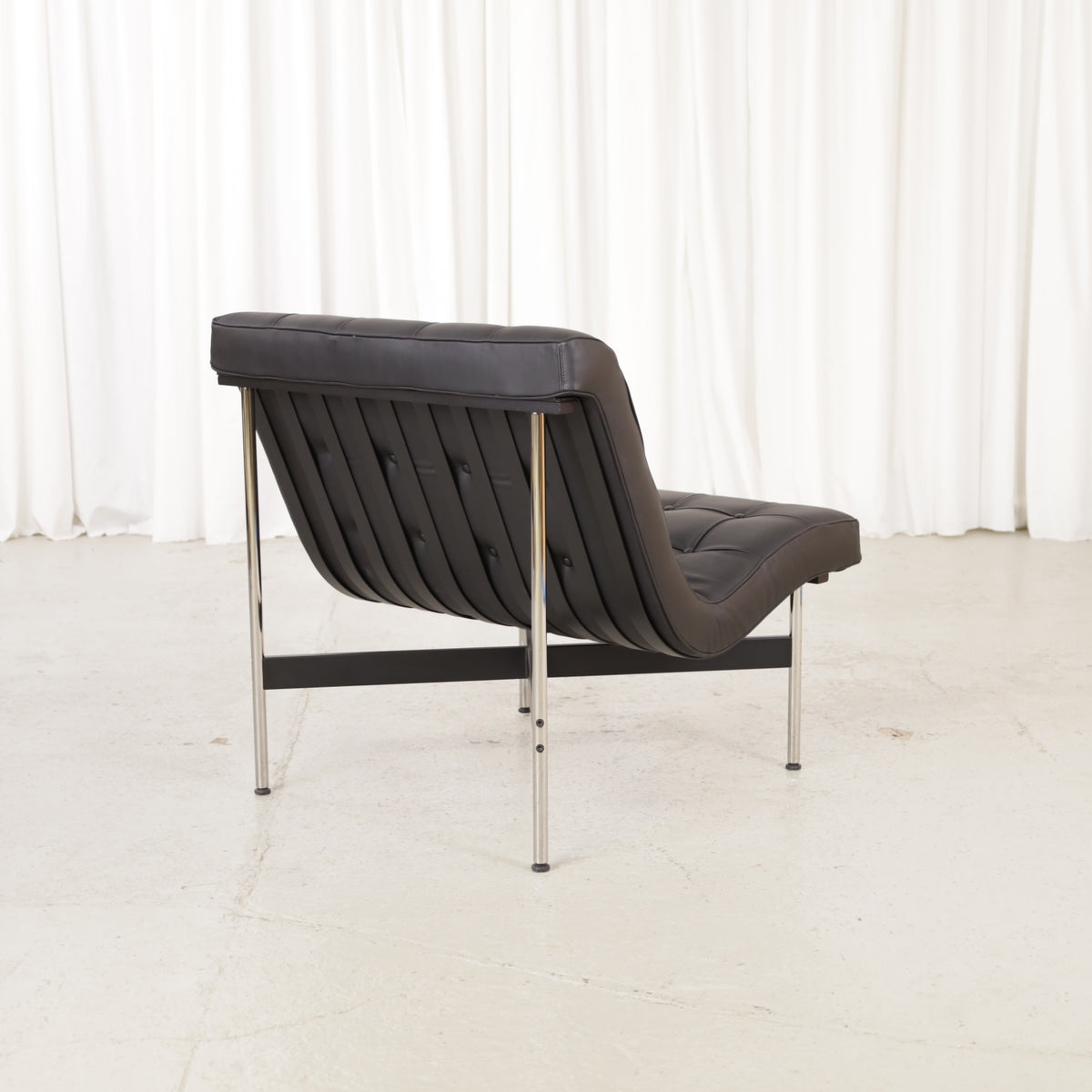 ICF New York lounge chair in black leather, chair view