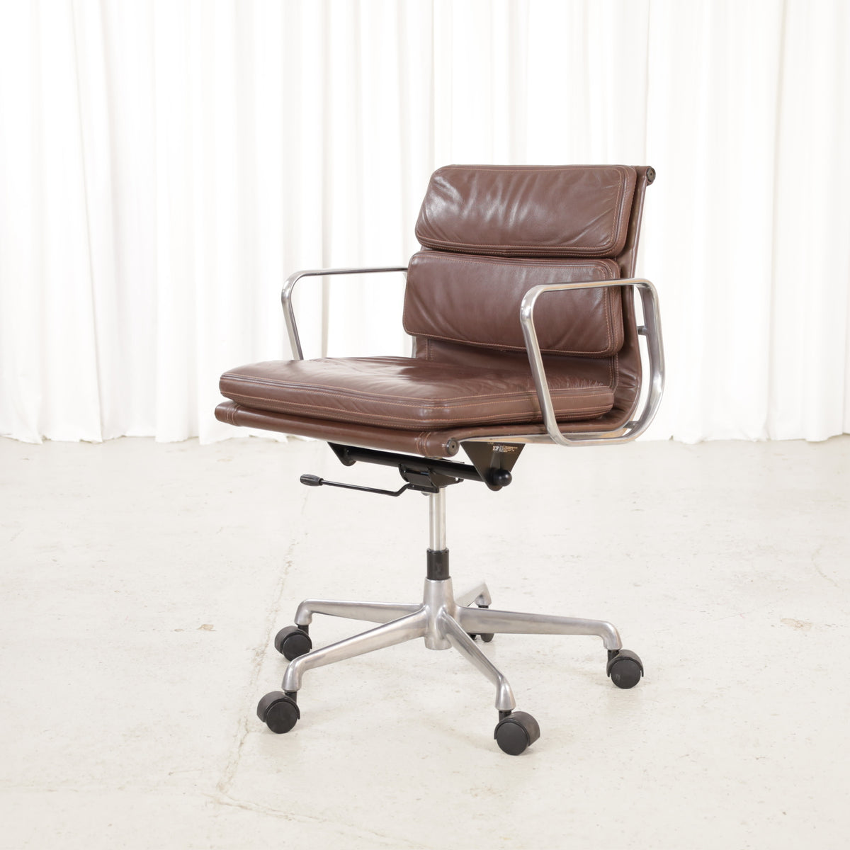 Brown leather Soft Pad office chair, front three-quarter view