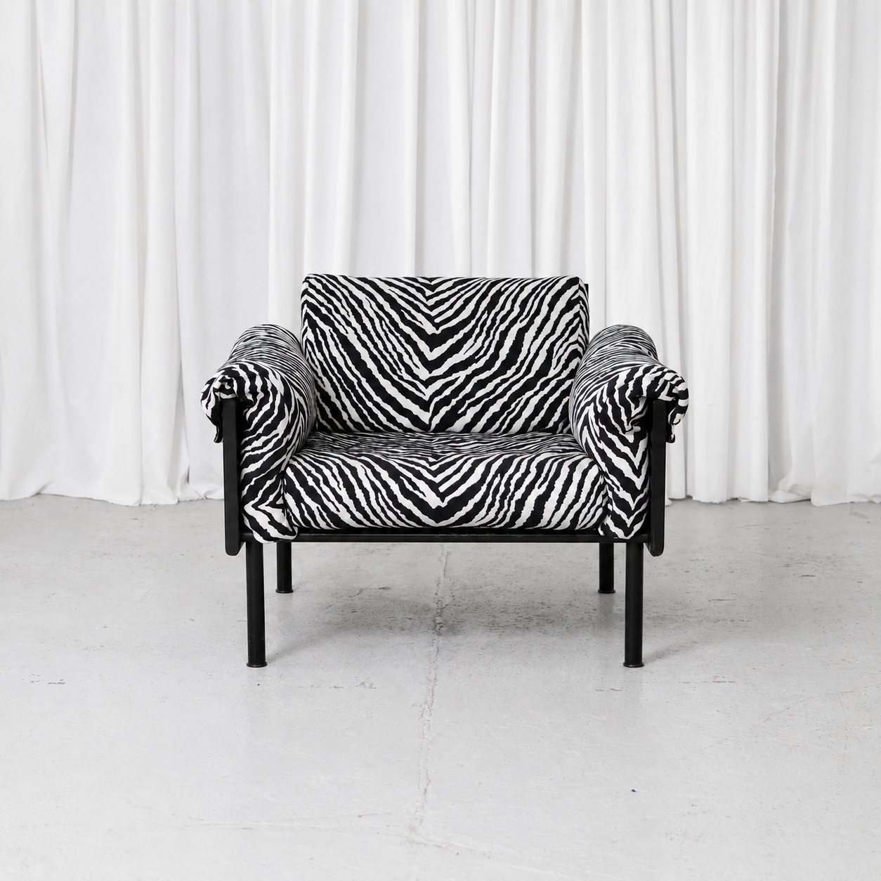 Yrjö Kukkapuro Ateljee Armchair with Zebra Upholstery, Black Frame