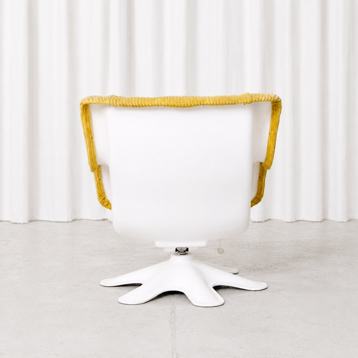 Yrjö Kukkapuro 418 Armchair in Yellow Corduroy