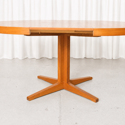Vintage Teak Extendable Dining Table, 1960s