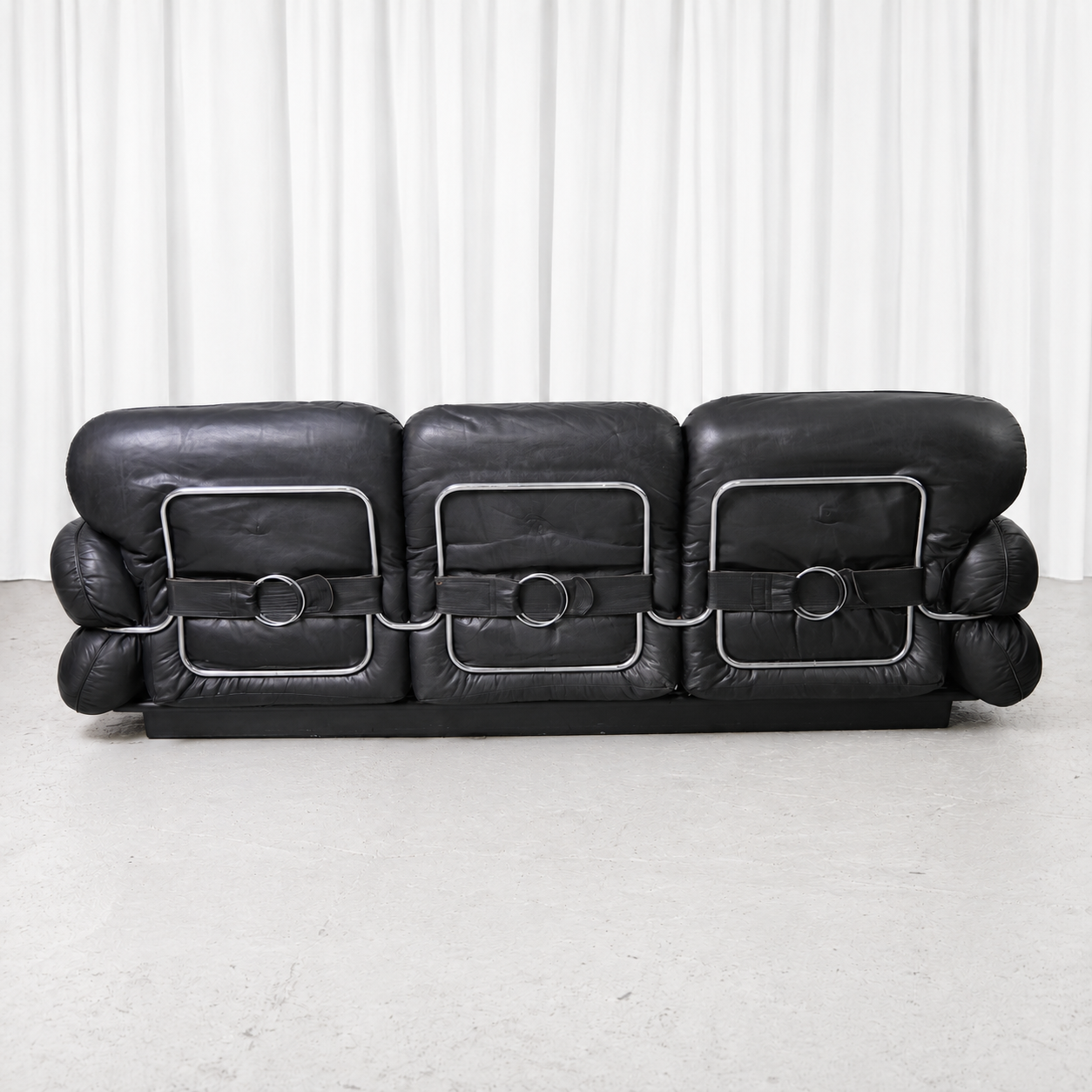 Isku Hannibal Sofa by Kurt Hvitsjö in Black Leather