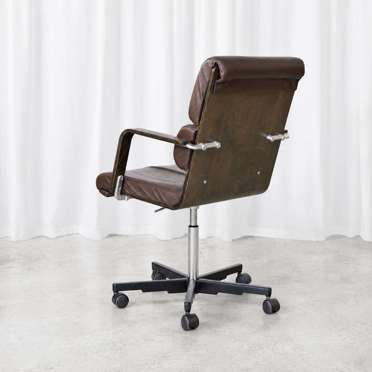 Yrjö Kukkapuro Plaano Office Chair in Brown Leather