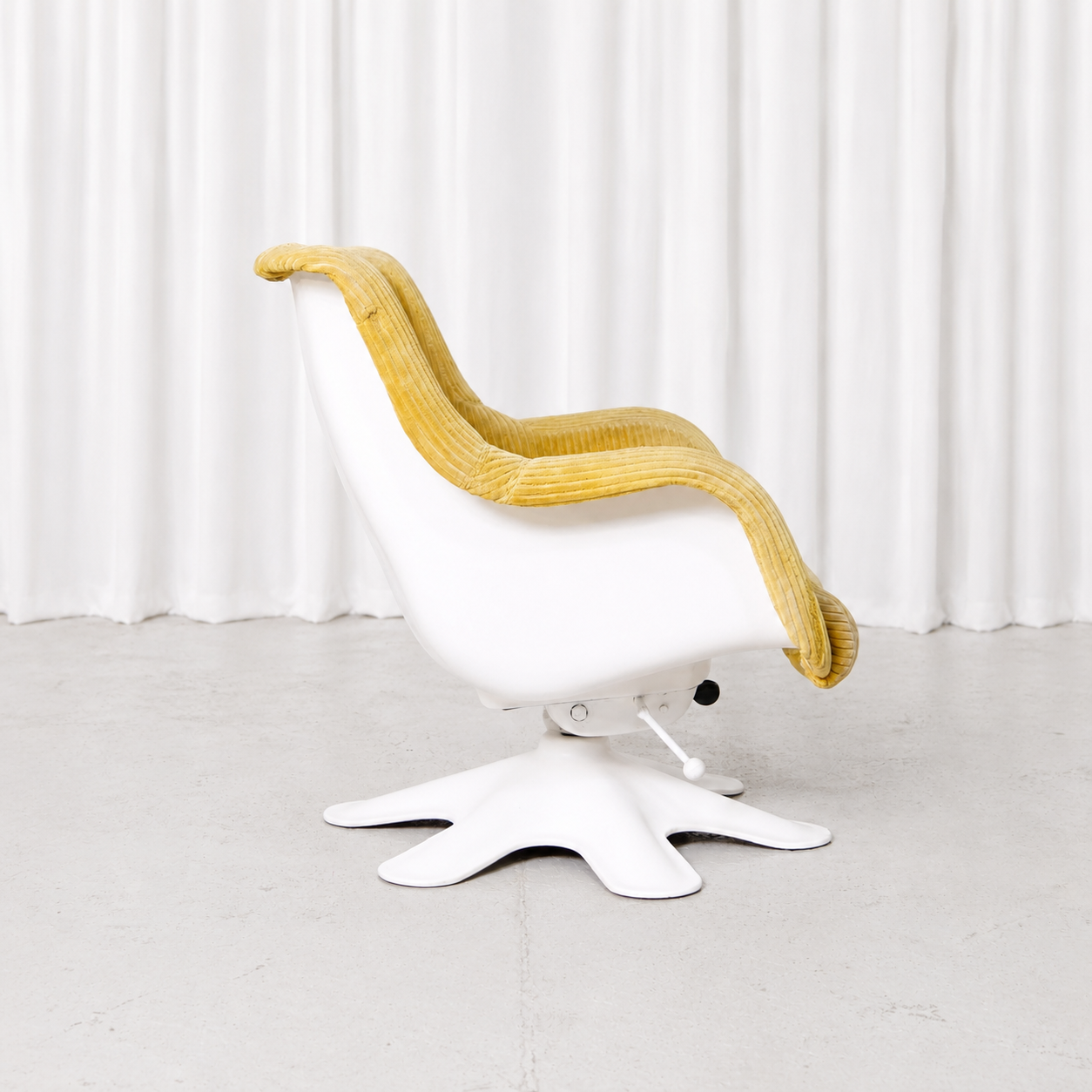 Yrjö Kukkapuro 418 Armchair in Yellow Corduroy