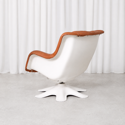 Yrjö Kukkapuro Karuselli 418 Swivel Lounge Chair for Haimi in Brown Leather