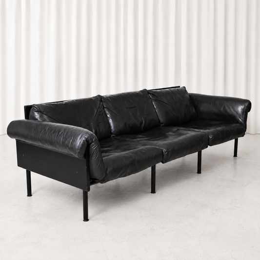 Yrjö Kukkapuro Ateljee Sofa in Black Leather