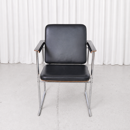 Yrjö Kukkapuro Skaala Armchair in Black Leather