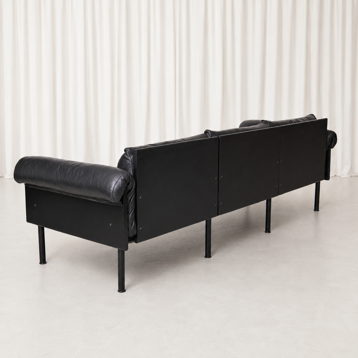 Yrjö Kukkapuro Ateljee Sofa in Black Leather