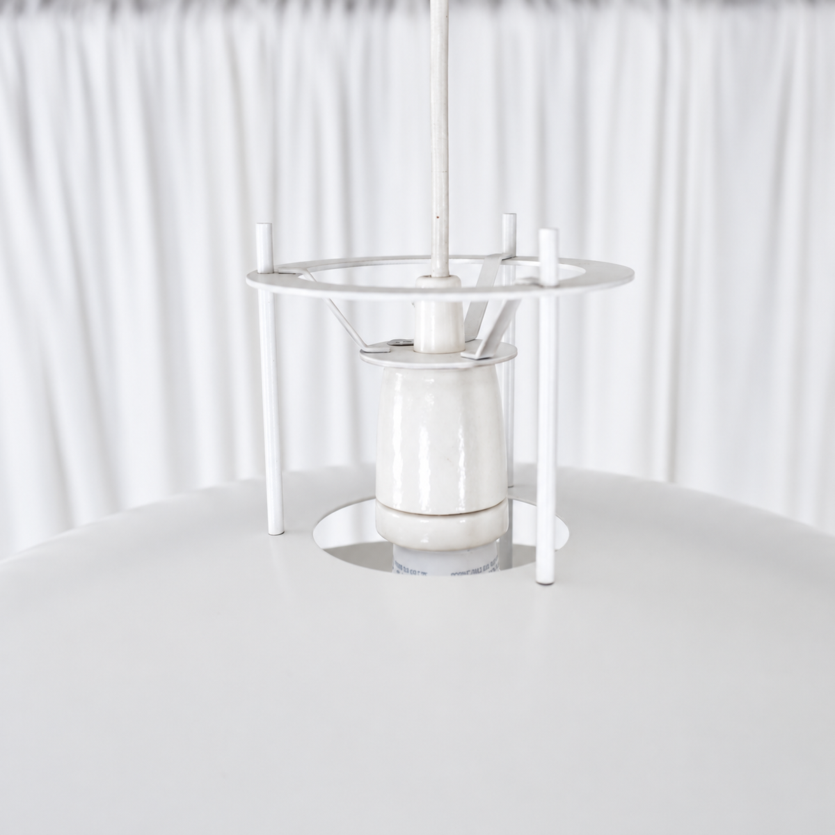 Juha Leiviskä JL2 white pendant light — details