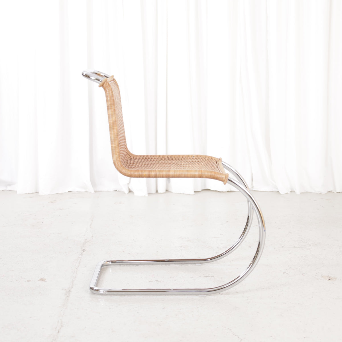 Knoll MR10 rattan chair by Ludwig Mies van der Rohe, chair view