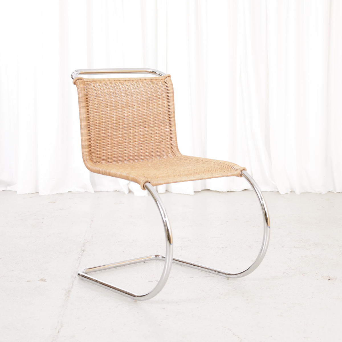 Knoll MR10 rattan chair by Ludwig Mies van der Rohe, chair view