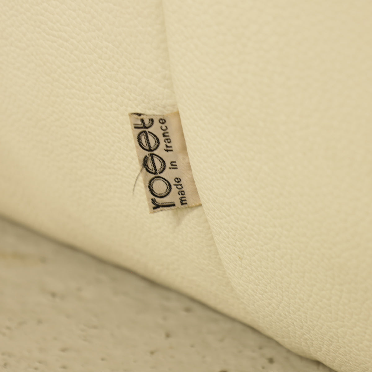Michel Ducaroy Yoko Lounge Chair in Cream Leather for Ligne Roset, ligne Roset Made in France label on Yoko lounge chair