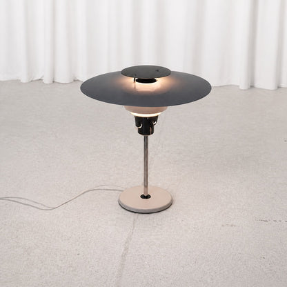 White and chrome Boréns Aurora table lamp viewed from above