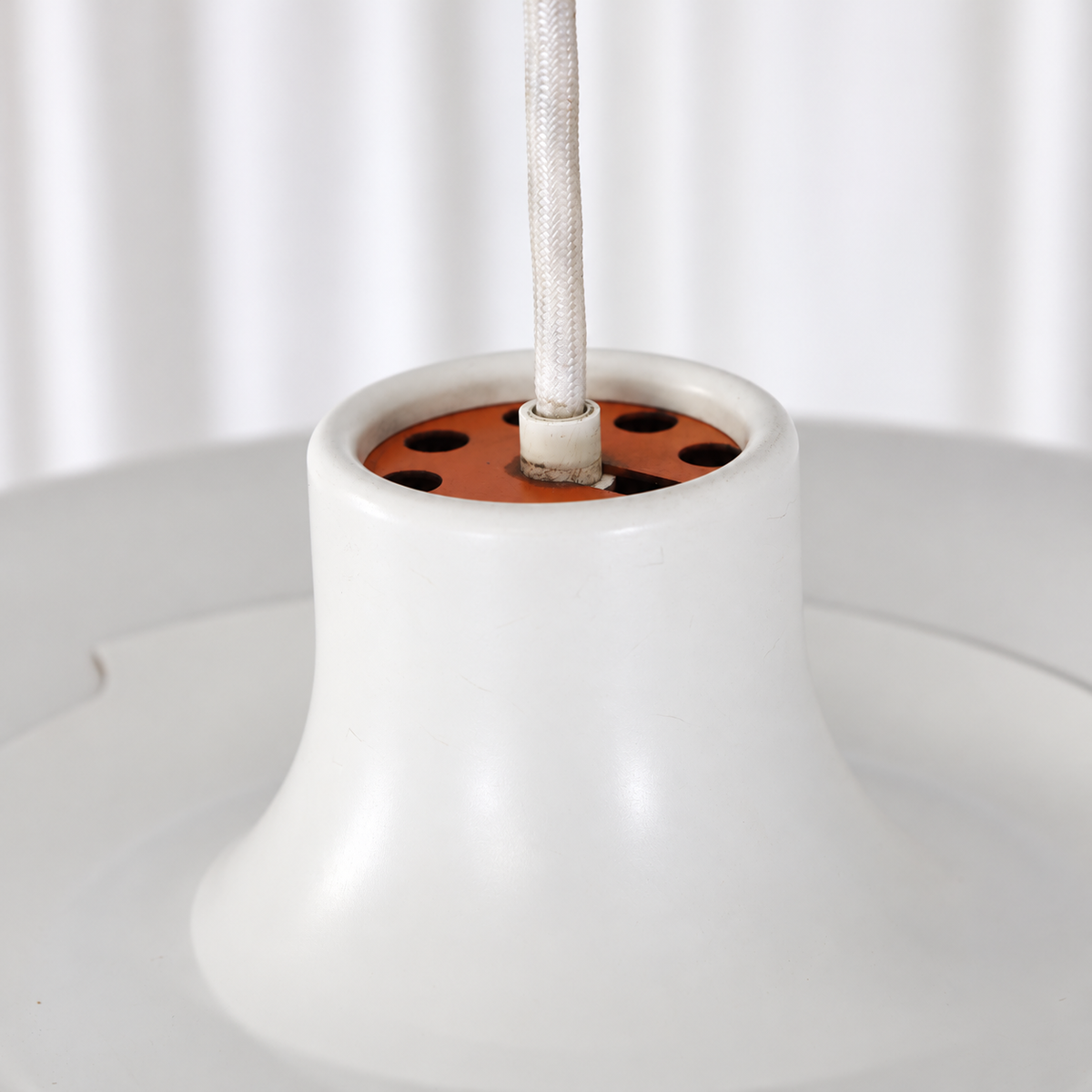 Poul Henningsen PH5 white pendant light for Louis Poulsen — upper shade and cable entry